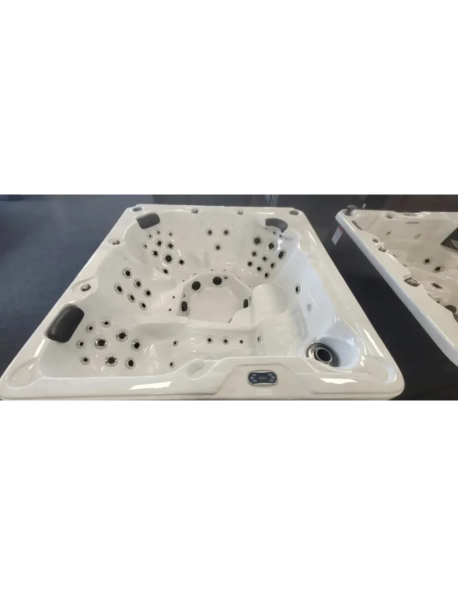 Masāžas baseins Divine0 Masāžas baseins Divine