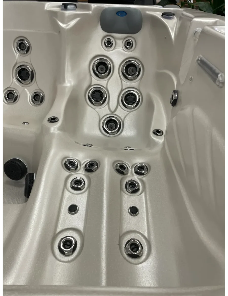 Masāžas baseins Eternal