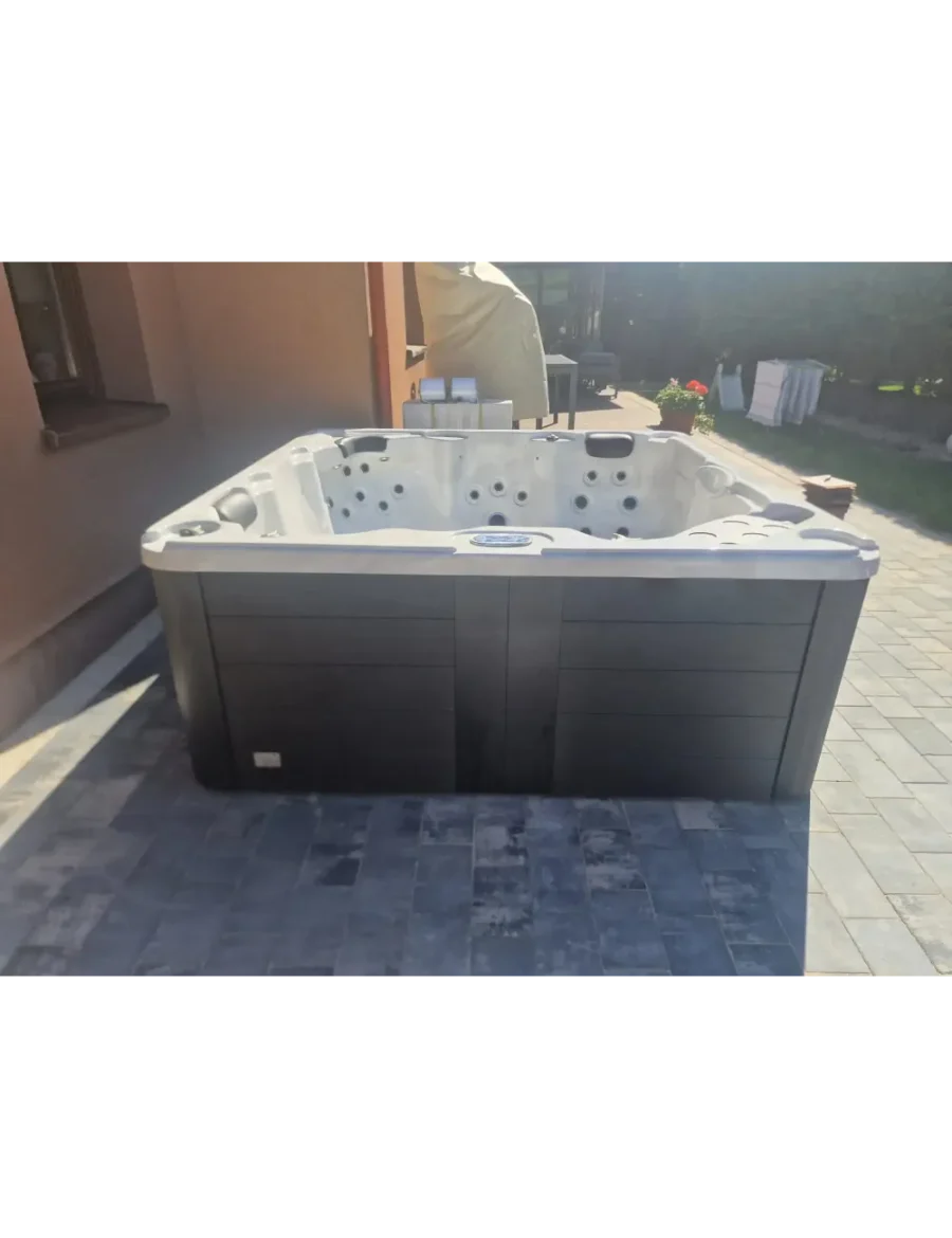 Masāžas baseins Nova1 Masāžas baseins Nova