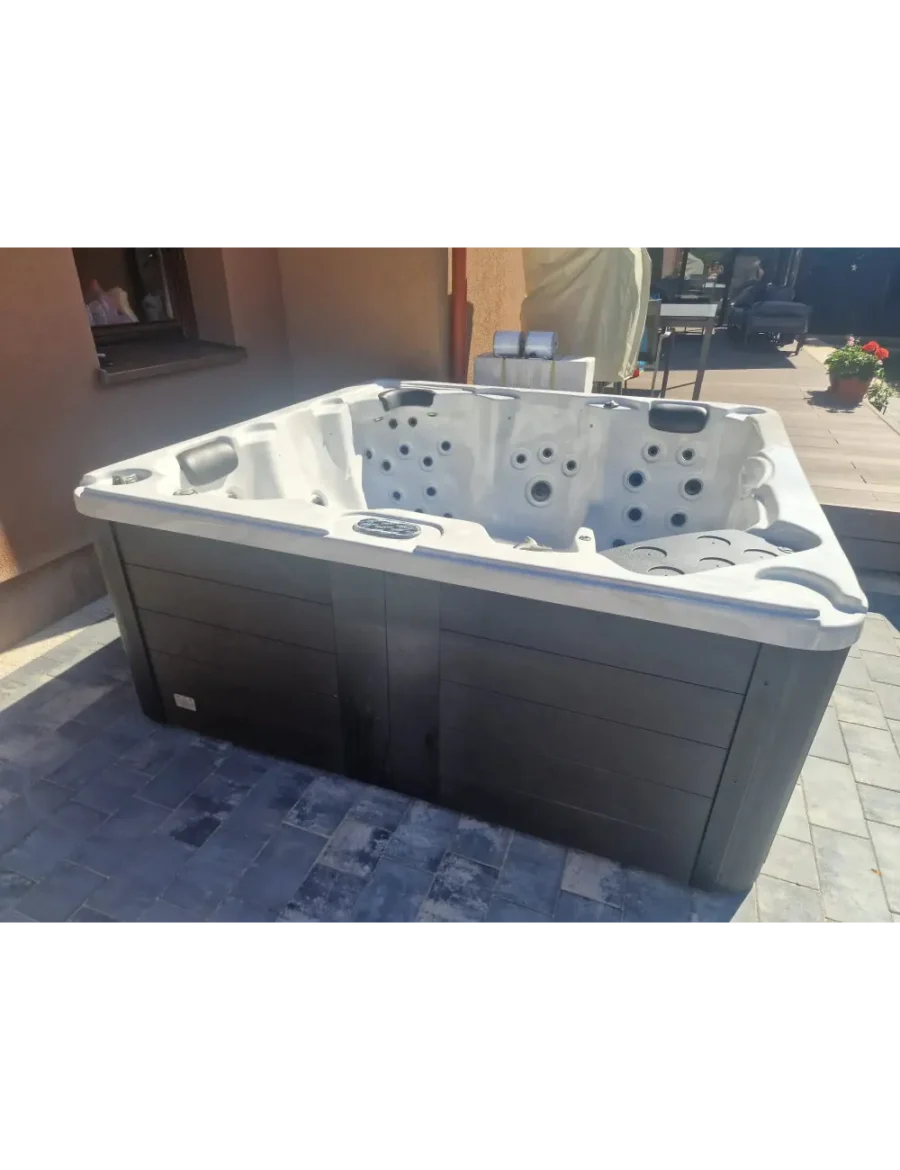 Masāžas baseins Nova2 Masāžas baseins Nova