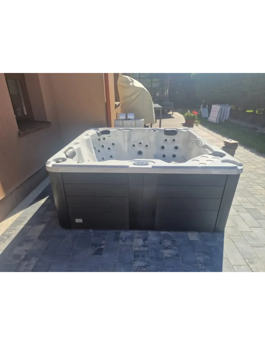 Masāžas baseins Nova4 Masāžas baseins Nova