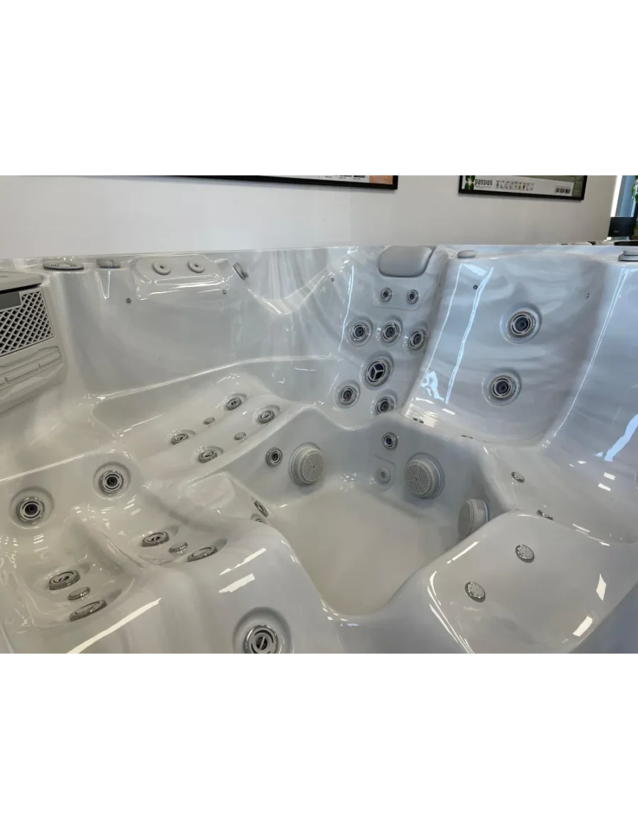 klasika (14) Masāžas baseins Classic