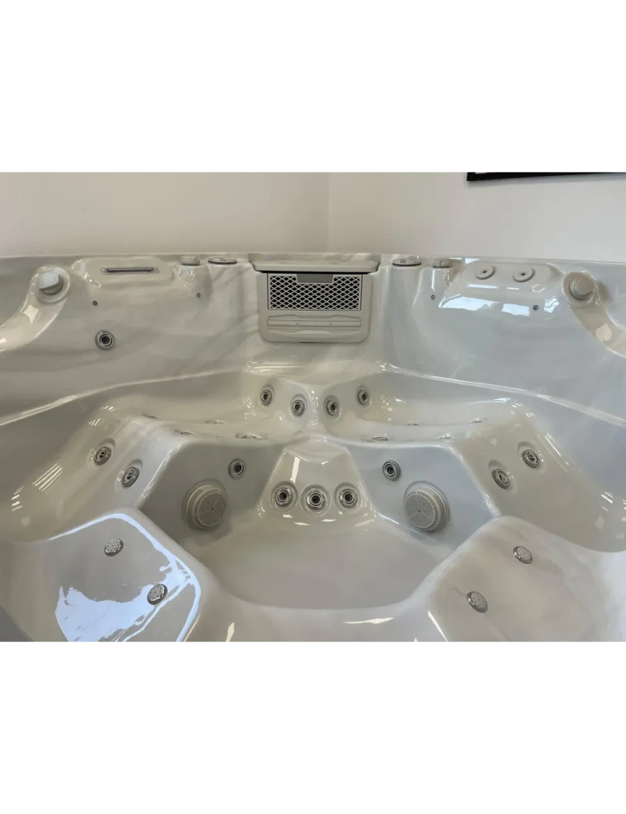 klasika (16) Masāžas baseins Classic