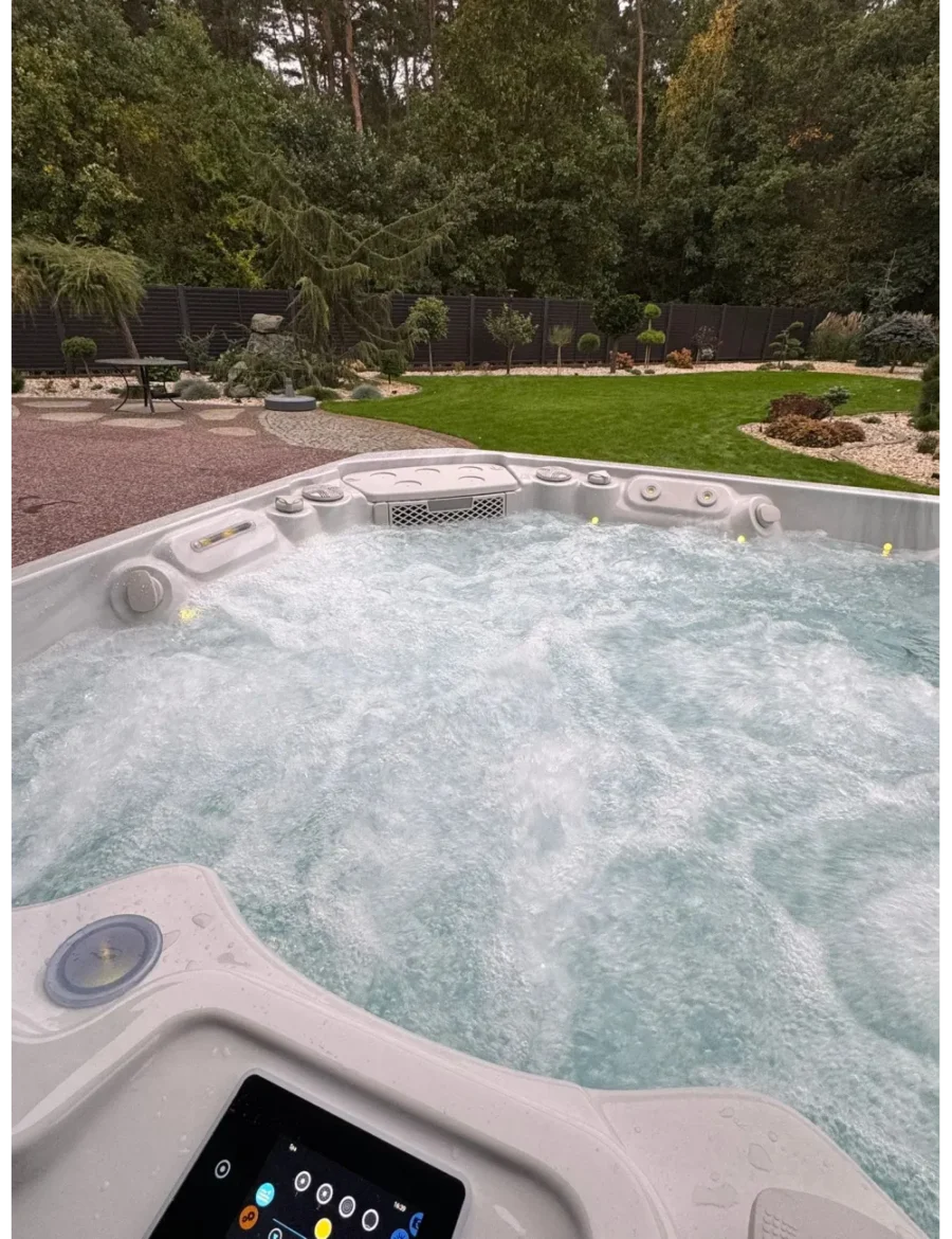 klasika (3) Masāžas baseins Classic